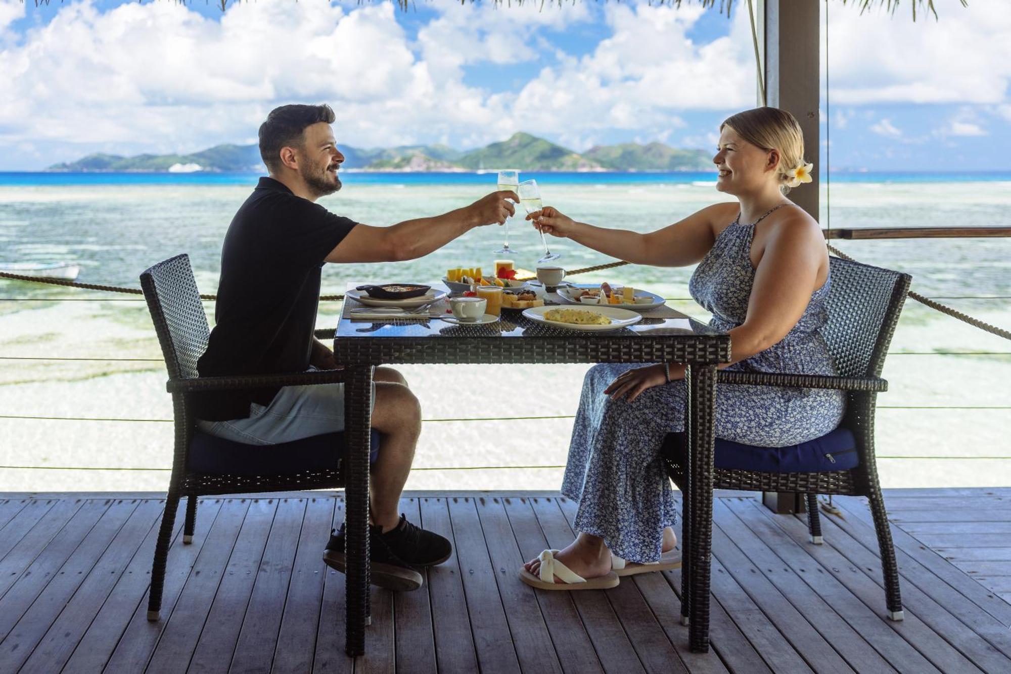 Le Nautique Waterfront Hotel La Digue Dış mekan fotoğraf